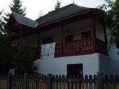 casa-dobrescu.JPG